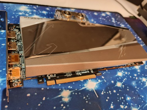 AORUS AMD RADEON RX 6900 XTREME 16GB WB Waterforce Ex-display Asnew In Box - Picture 2 of 21