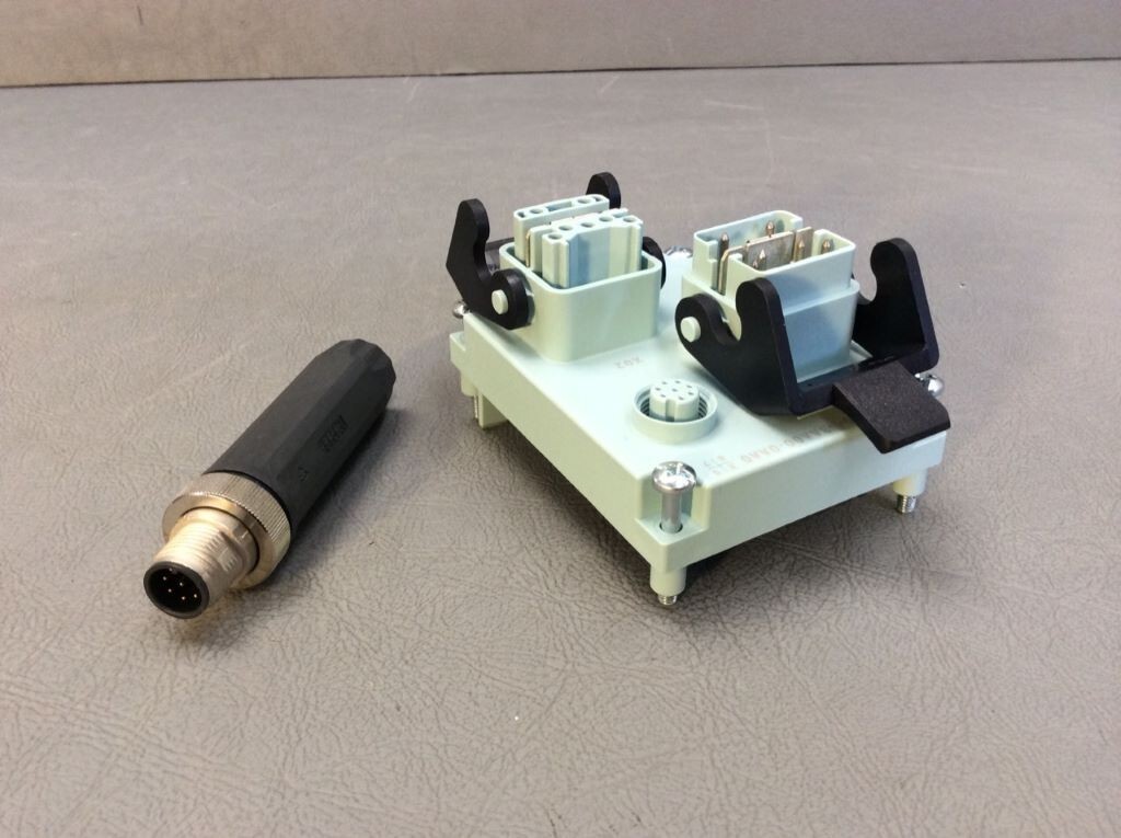 6ES71943AA000AA0   - SIEMENS -  6ES7194-3AA00-0AA0     Conn. bock  RECONDITIONNÉ