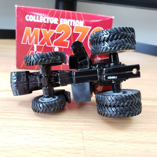 Ertl Case IH MX270 Magnum Tractor with Duals 1998 Collector Edition Diecast 1:64 - Picture 11 of 17