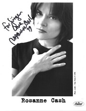 Rosanne Cash autograph signed 20x25 cm picture B/W