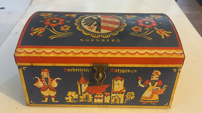 Vintage ~ Haeberlein-Metzger ~ Nurnberg Germany ~ Painted ~ Tin