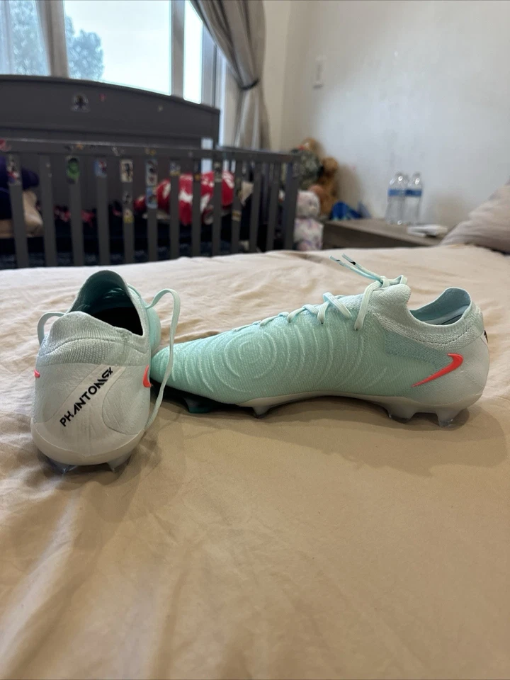 Phantom GX II Elite FG Mad Ready Pack Size 9.5 Brand New Never Worn No Box - Image 3 of 4