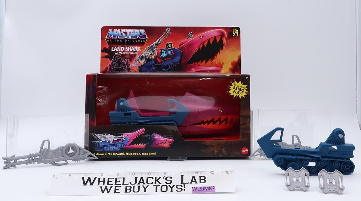 DieCast Masters Of The Universe - Modellino Land Shark In Scala 1:64, Veicolo Collezionabile 5cm, Conf. Originale Sigillata - Multicolore - 3