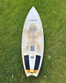 Haydenshapes The Raven Surfboard HS0001 5'8" x 18 3/4" x 2 1/4" 25.2L White