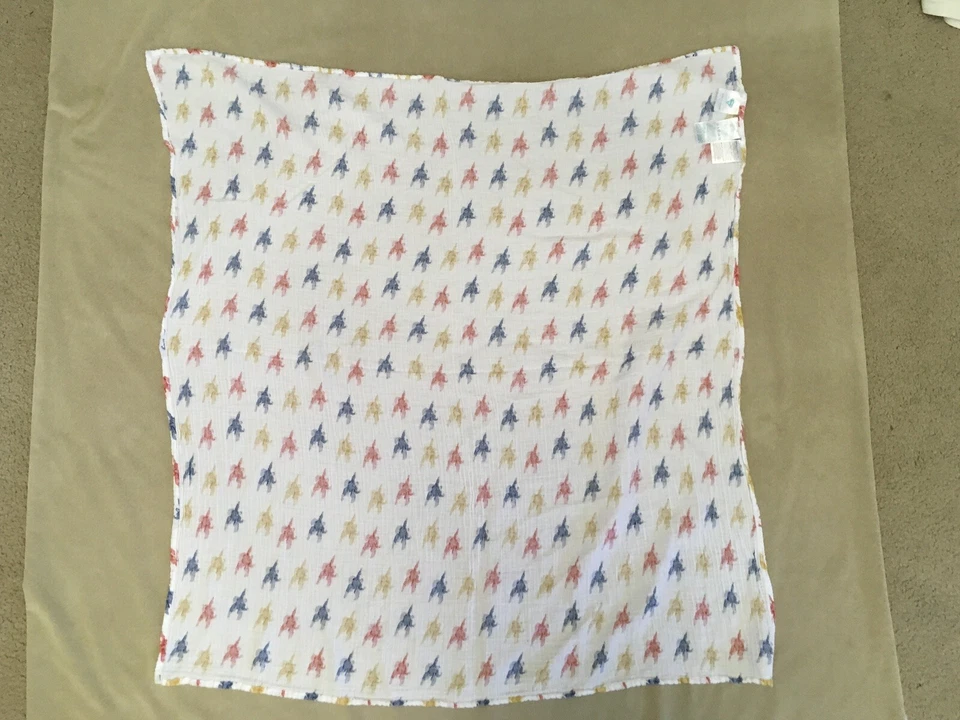 Manta de muselina Aden & Anais Superman Super Hero  Foto 3 de 3