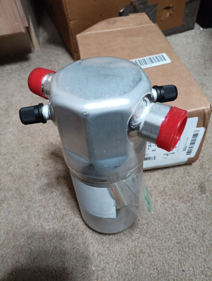 Acumulador de aire acondicionado Delco 15-1883 para camioneta Chevy Olds Express S10 SaVana Foto 3 de 4