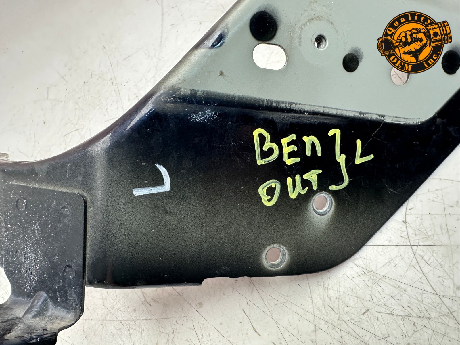 2003-2010 BENTLEY CONTINENTAL - FRONT LEFT HEADLIGHT LAMP MOUNT BRACKET OEM 49k