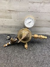 Used Vintage VICTOR VTS 402B Gas Regulator with Other Fittings CGA-580