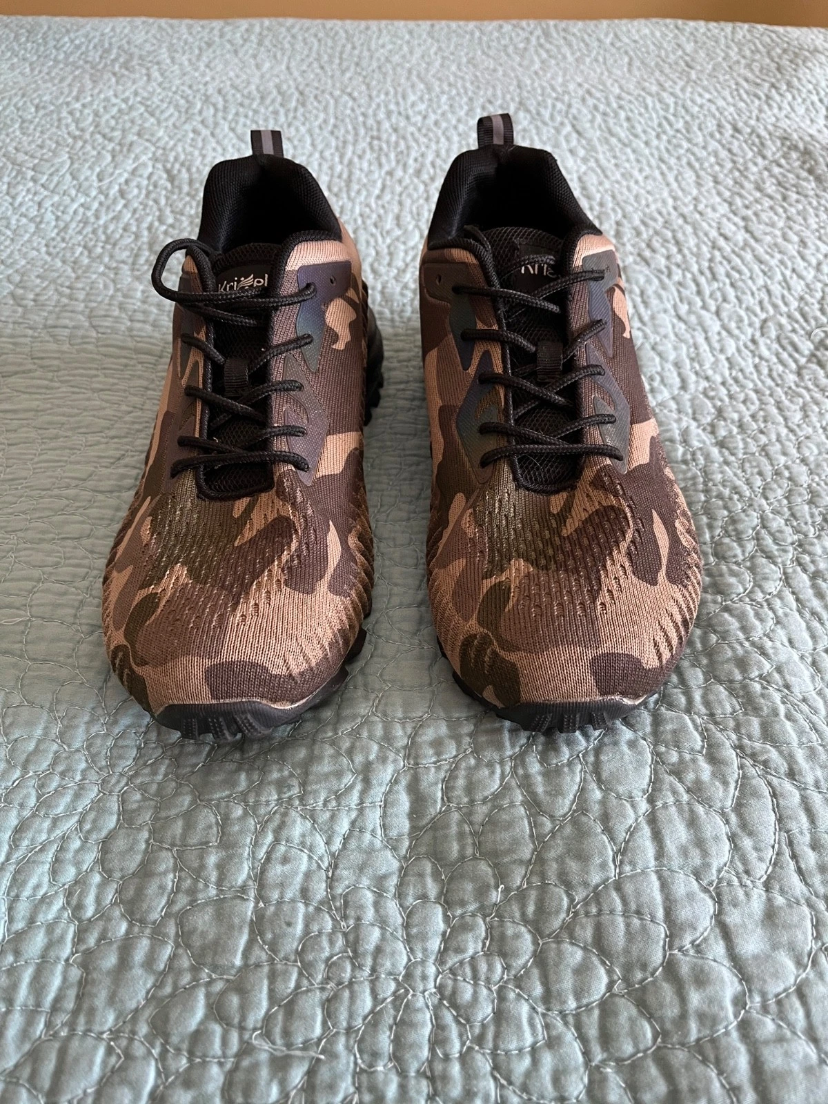 Men’s Kricely Camouflage Hiking & Trail Running Shoes Size 8.5 Durable & Stylish