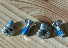 4 x Schrauben Set für Burton ICS Channel EST...