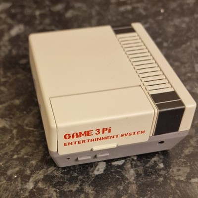 Raspberry Pi 3b ARCADE Retro Box mit 128gb Sandisk microSD. Komplett konfiguriert.