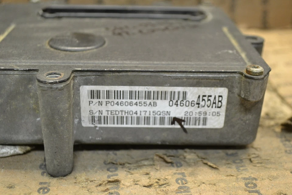 Chrysler Concorde 1997 unidad de control de transmisión TCU P04606455AB módulo 152-5D3 Foto 2 de 4