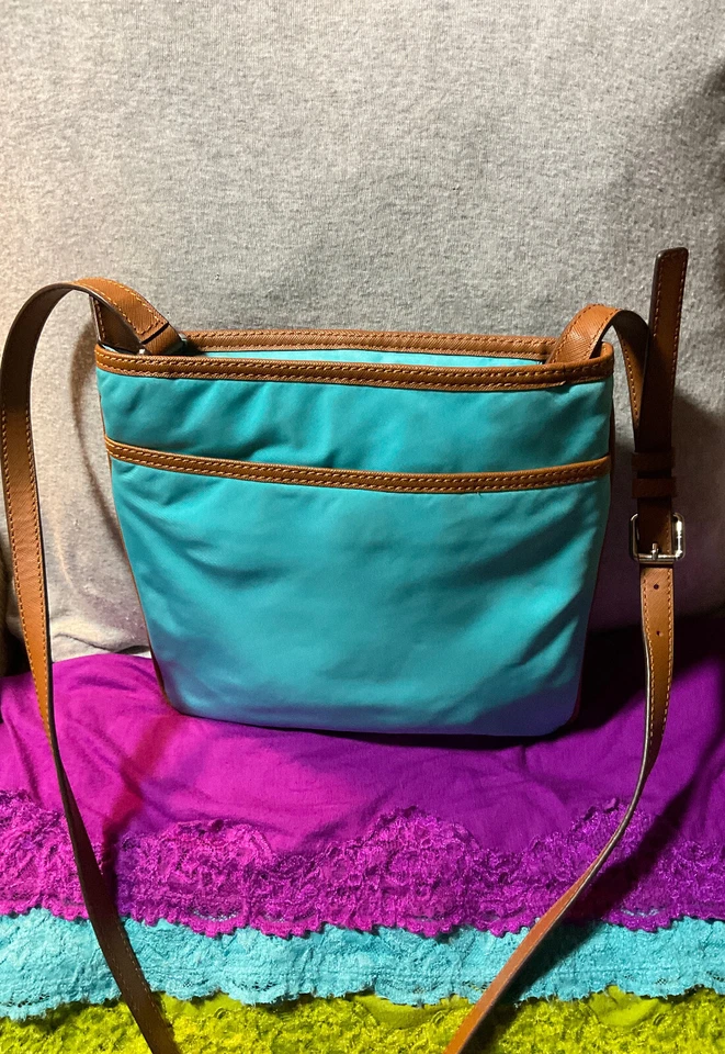 Bolso de hombro/bross Michael Kors verde azulado nailon cuero tostado ribete Kempton cremallera Foto 4 de 4