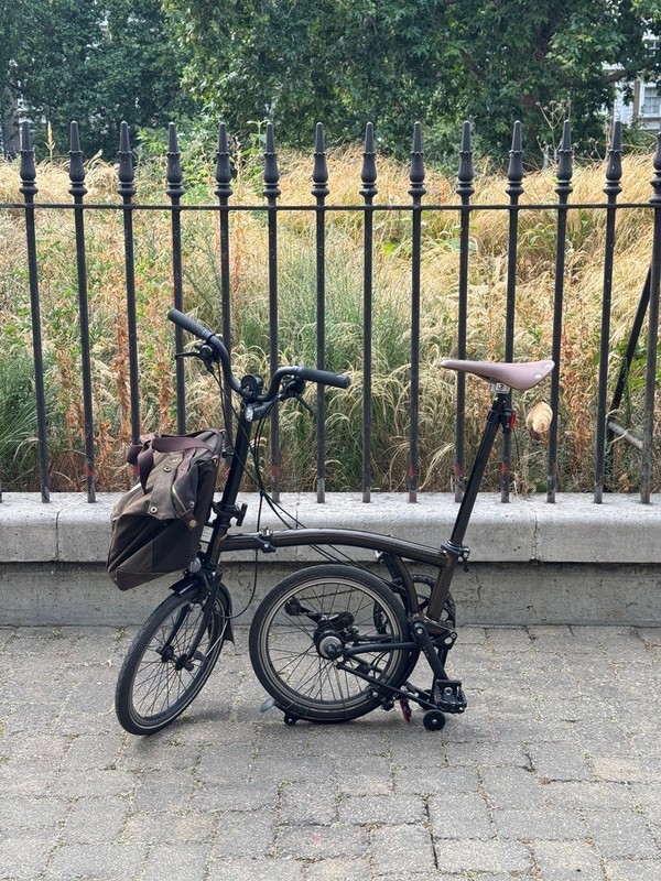 Brompton C Line 12-Speed Folding Bike Black Lacquer Used London N7