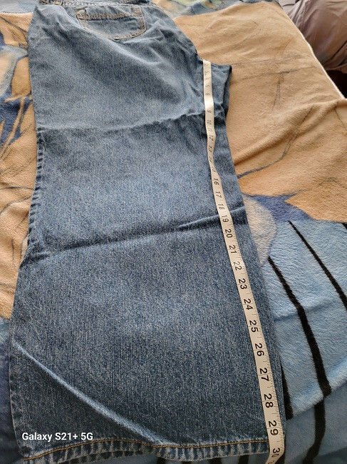 Women's Plus-size Avenue Straight Leg Jeans 26W