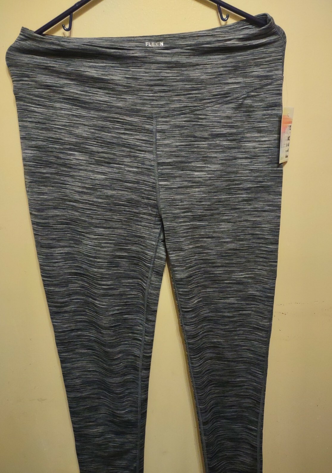 Gray Women's Leggings Size L - 88% Polyester, Machine Wash, No Chlorine-image