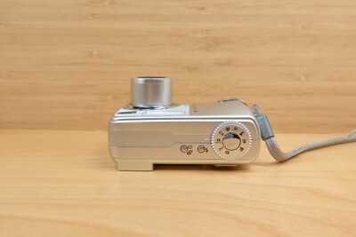 Kodak EasyShare C330 / 4MP Digital Camera / 3x Optical Zoom