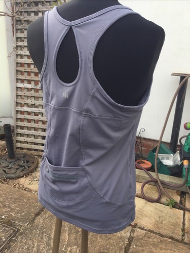 Sports Top Internal Shelf Bra Keyhole Back Rear Zip Pocket Sz G/L Labels - Picture 2 of 11
