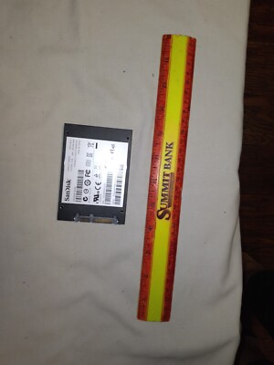 SANDISK SDSSDP-064G HARD DRIVE 