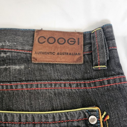 Vintage Y2K COOGI Black Jean Shorts 42W Rainbow Embroidered 42x14 Used Free Ship - Picture 2 of 10
