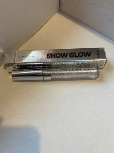Avon mark. Show Glow Glass Gloss ~PARTY POUT ~ BNIB - Picture 1 of 1