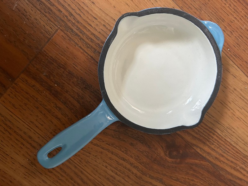 Tim Love Collection (TLC) Cast Iron Pan spoon rest BLUE