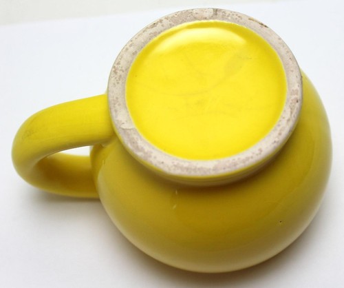 Vintage 1970's Smiley Face Happy Yellow Ceramic Coffee Cup Mug - Picture 6 of 8