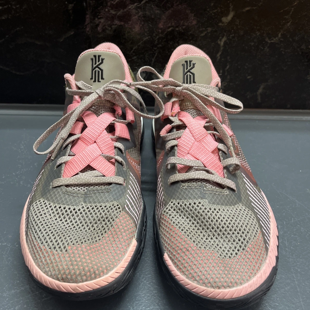 B8 NIB NIKE KYRIE FLYTRAP V Moon Fossil/Soft Pink-Sail Shoes CZ4100-005 Size 9 Nike Kyrie Flytrap 5  main image 2