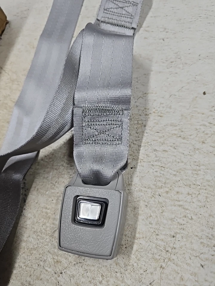 1987 Dodge 600 Rear Seat Lap Belt Buckle and Tip, Left, Silver F717BA3 K-body - Image 3 of 4