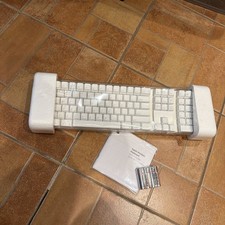 Apple Wireless Bluetooth Keyboard M9270LL/A White New