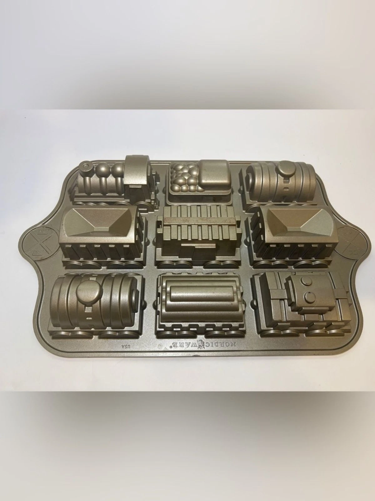 Nordic Ware train cake pan - 5 cups