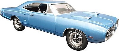 MPC 1970 Dodge Coronet Super Bee - Plastic Model Car Kit - 1/25 Scale - #985
