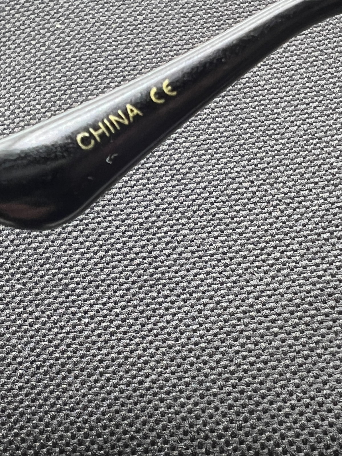 Classic Black Rectangular Fashion Sunglasses – Da… - image 9