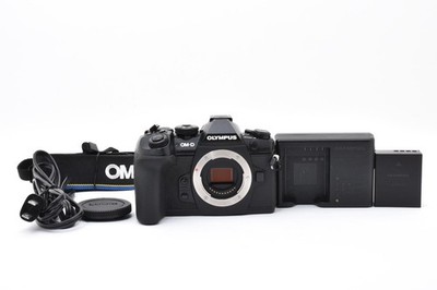 [Near Mint] Olympus OM-D E-M1 Mark II 20.4MP Digital Camera 21604clicks