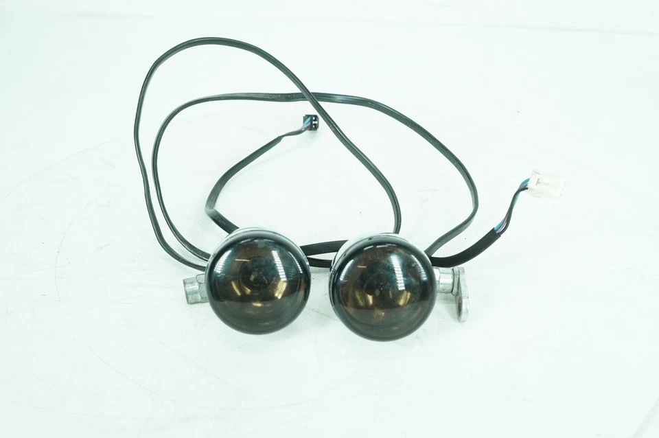 2011 Harley Dyna Super Glide Custom OEM Front Left Right Turn Signal Indicators - Image 3 of 4