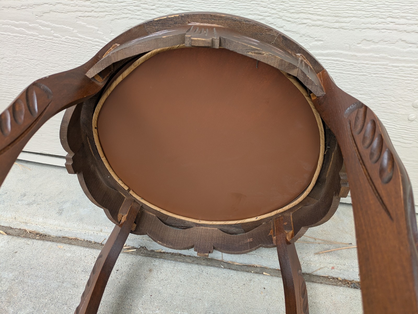 Vintage Rustic Carved Mahogany Round Pedestal Plant Stand Table Victorian Asian