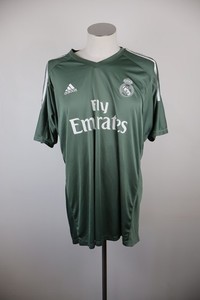 Real Madrid 17/18 for sale | eBay