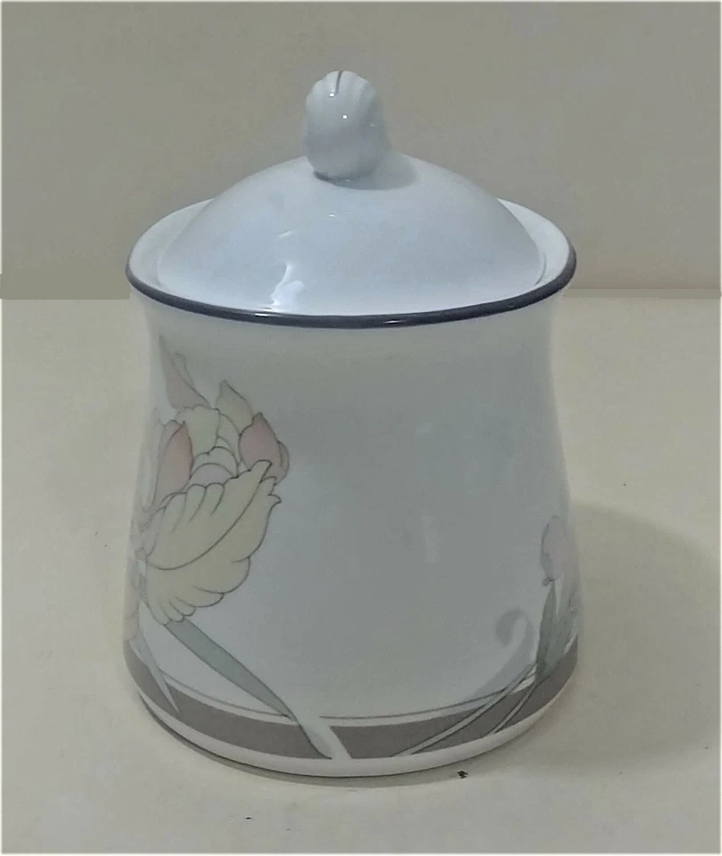 VAJILLA: Nueva Década/Café De Jour de NORITAKE - Azúcar Cuenco y Tapa 3" Foto 2 de 4