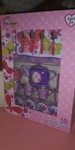 Tiny Treasures Butterfly 18 piece Tin Tea Set * Brand New In The Box 