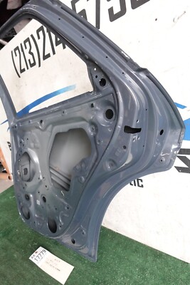 w/dents 2020 2021 2022 2023 MAZDA CX30 CX-30 REAR RIGHT DOOR OEM