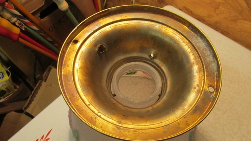 Antiguo accesorio de luz de techo de latón y sombra de flores rojas - Imagen 2 de 2