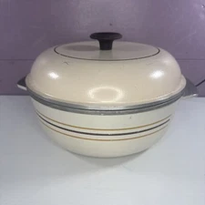 Vintage REGAL WARE 11" Steamer Pot Dutch Oven Roaster with lid striped