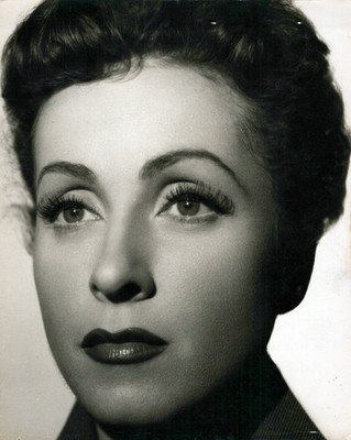 HOLLYWOOD BEAUTY DANIELLE DARRIEUX CLOSE-UP PORTRAIT 1950s ORIG PHOTO MA38
