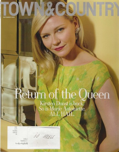 Town & Country Magazine SEPTEMBER 2025 KIRSTEN DUNST Return Of The Queen HTF