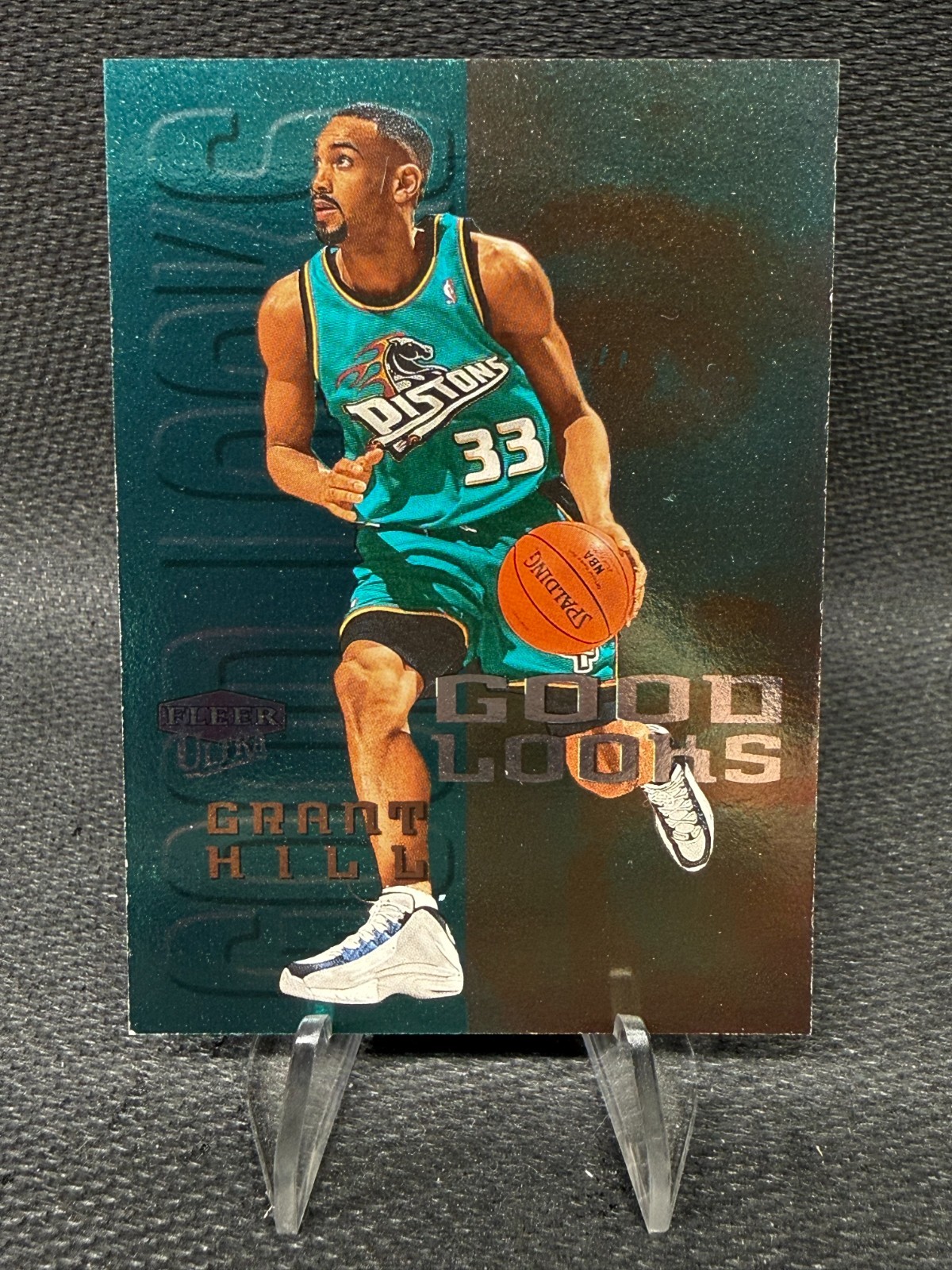1999-00 Fleer Ultra Good Looks Grant Hill #1