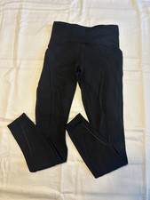 Womens LuLuLemon Leggings, Size 4, Black in color