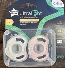 NEW 2-PACK TOMMEE TIPPEE ULTR-LIGHT SOFT SILICONE PACIFIERS 0-6 MONTHS BPA FREE