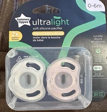 NEW! 2-PACK TOMMEE TIPPEE ULTR-LIGHT SOFT SILICONE PACIFIERS 0-6 MONTHS BPA FREE