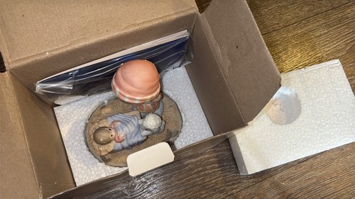 Precious Moments “Come Let Us Adore Him” 2009 nuevo en caja - Imagen 5 de 9