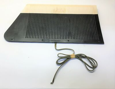 MCI 6999577 Door Treadle Mat Left Flair NOS